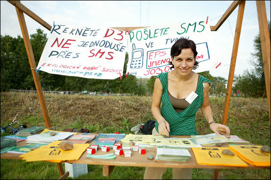 Koncert proti dlnici D3 Poszavm